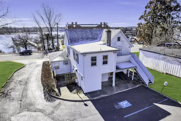 Toms River, NJ 08753,82 E Water Street