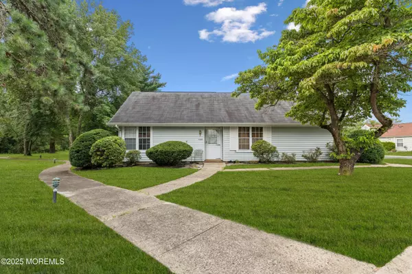 Manchester, NJ 08759,439 Chesterfield Court