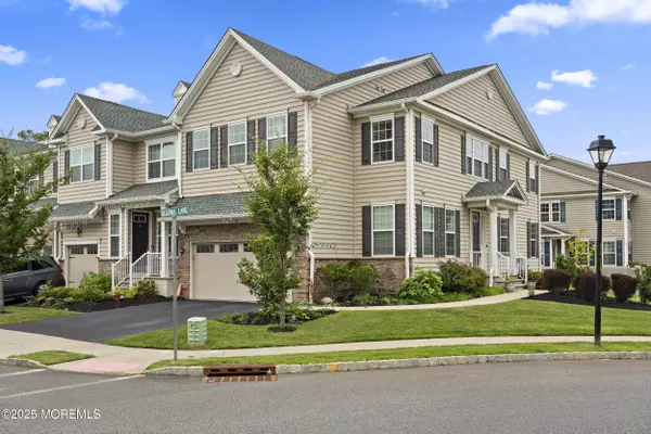 Monroe, NJ 08831,58 Begonia Lane