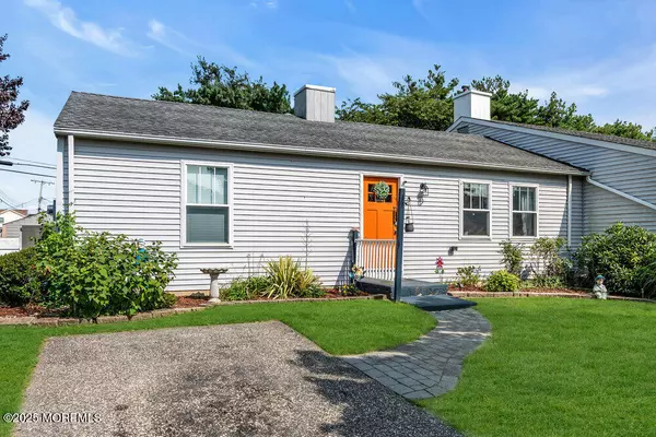 Toms River, NJ 08753,3315 Mystic Port Place