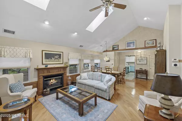 Manahawkin, NJ 08050,109 Longwood Drive