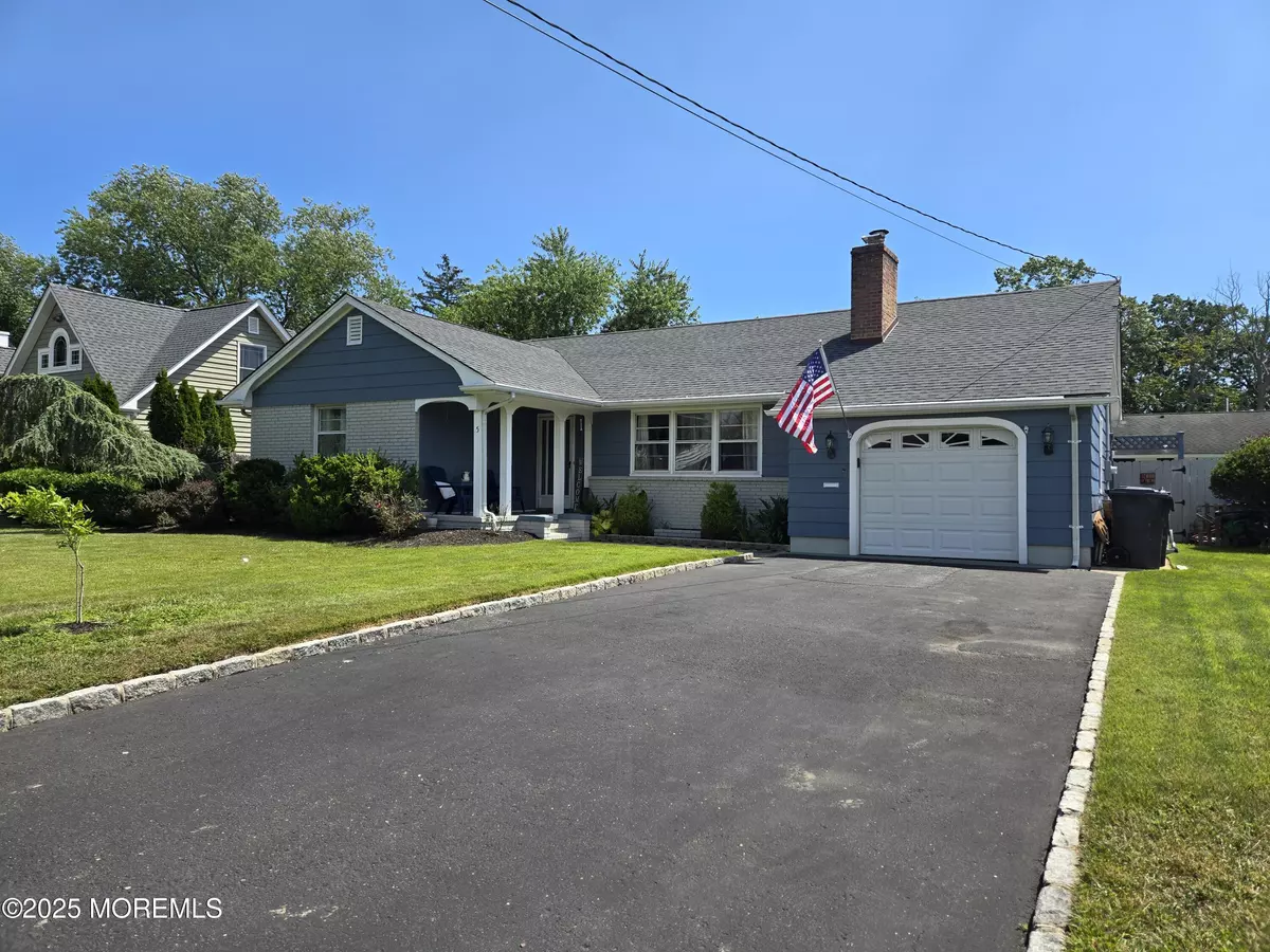 Brick, NJ 08724,5 Fieldcrest Lane