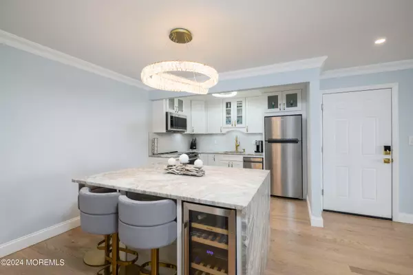 Sea Bright, NJ 07760,1382 Ocean Avenue #C-10 WINTER