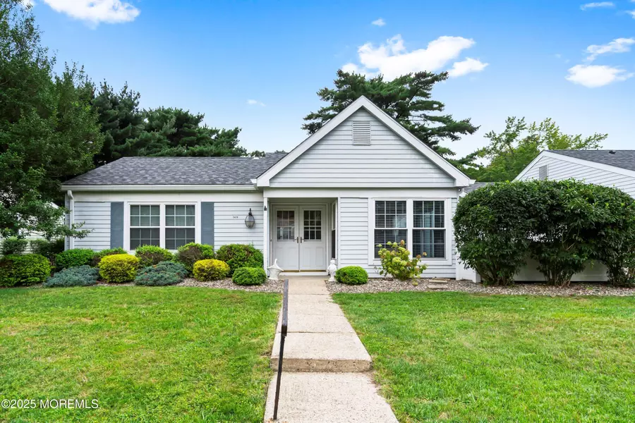 542 Norwich Court, Manchester, NJ 08759