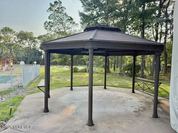 Toms River, NJ 08755,2138 Whitesville Road