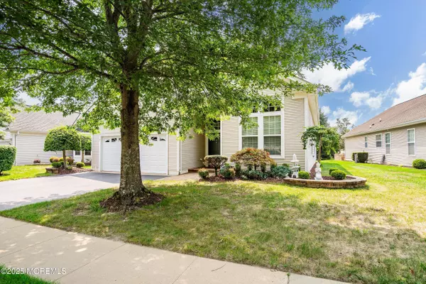 Jackson, NJ 08527,4 Marlow Drive