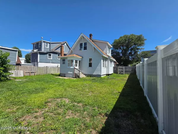 Keansburg, NJ 07734,46 Woodland Avenue