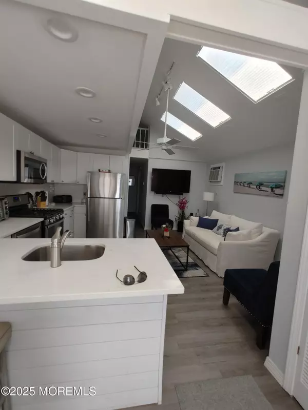170 1st Avenue #2, Manasquan, NJ 08736