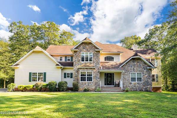10 Cherise Court, Jackson, NJ 08527