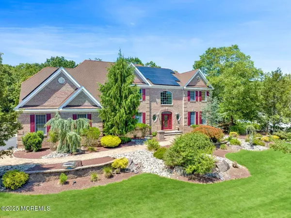 132 Kristine Avenue, Manahawkin, NJ 08050