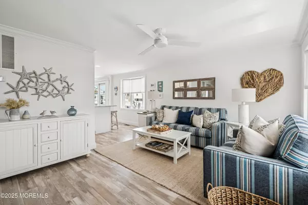 Manahawkin, NJ 08050,1266 Paul Boulevard