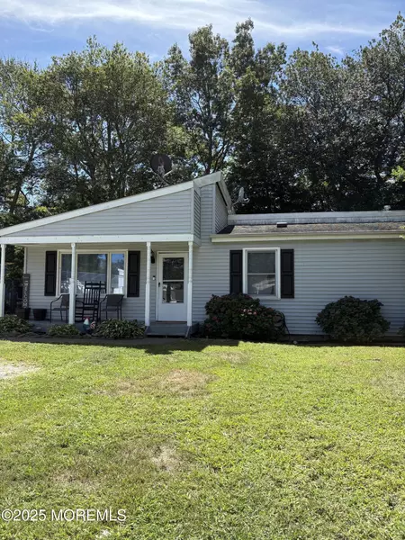 912 Center Street, Little Egg Harbor, NJ 08087