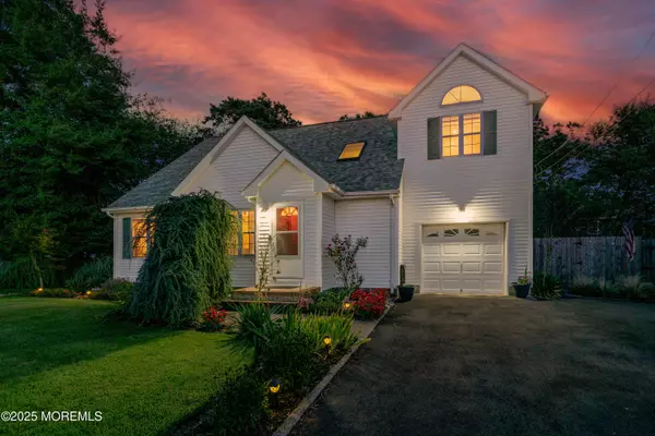 1201 Spray Avenue, Beachwood, NJ 08722