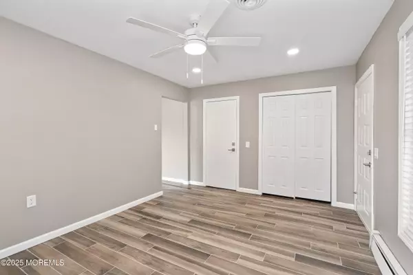 Toms River, NJ 08757,65 Innsbruck Drive