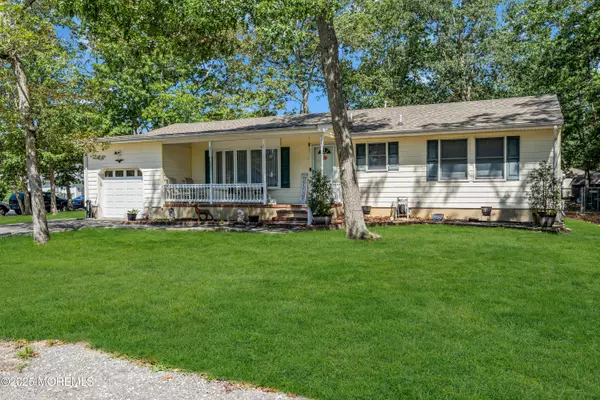 576 Vaughn Avenue, Forked River, NJ 08731