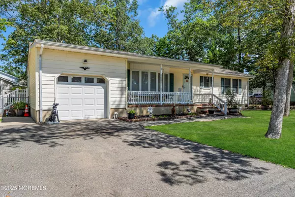 Forked River, NJ 08731,576 Vaughn Avenue