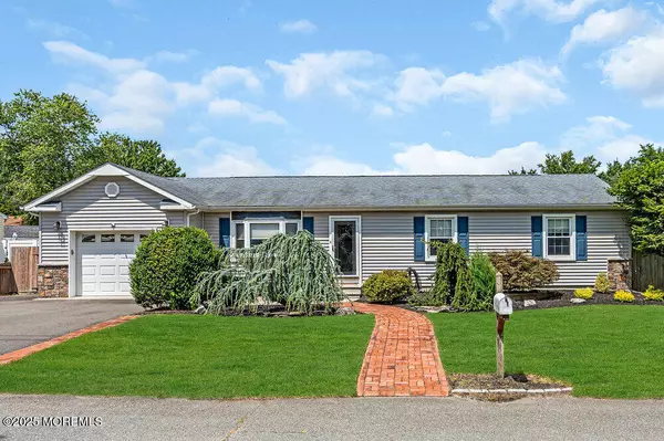 1233 Madison Avenue, Toms River, NJ 08757
