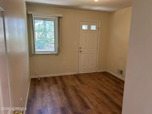 Toms River, NJ 08753,2306 Mount Hood Lane