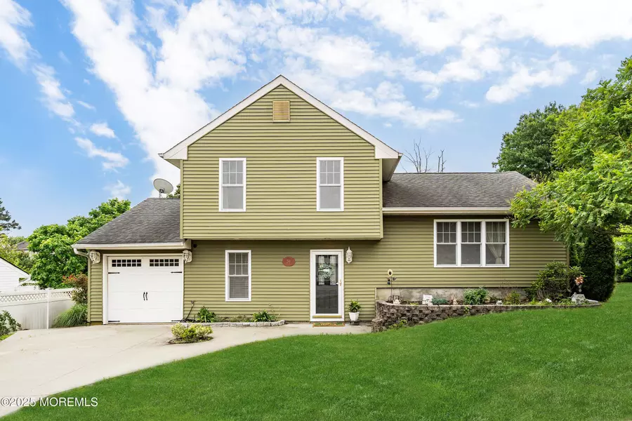 39 Georgetown Boulevard, Barnegat, NJ 08005