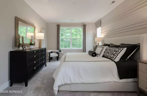 Monroe, NJ 08831,28309 Radford Court