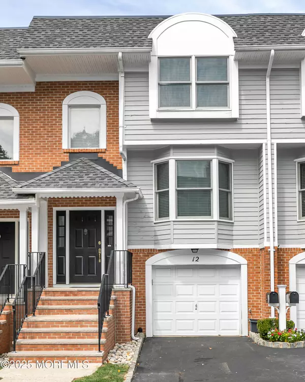 Rumson, NJ 07760,65 E River Road #12