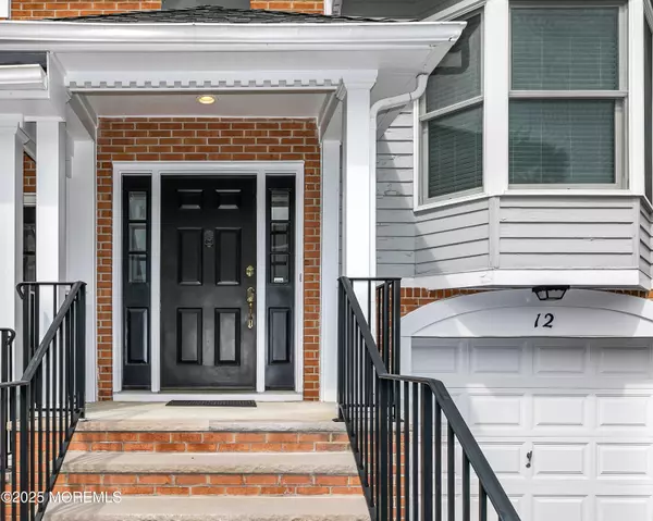 Rumson, NJ 07760,65 E River Road #12