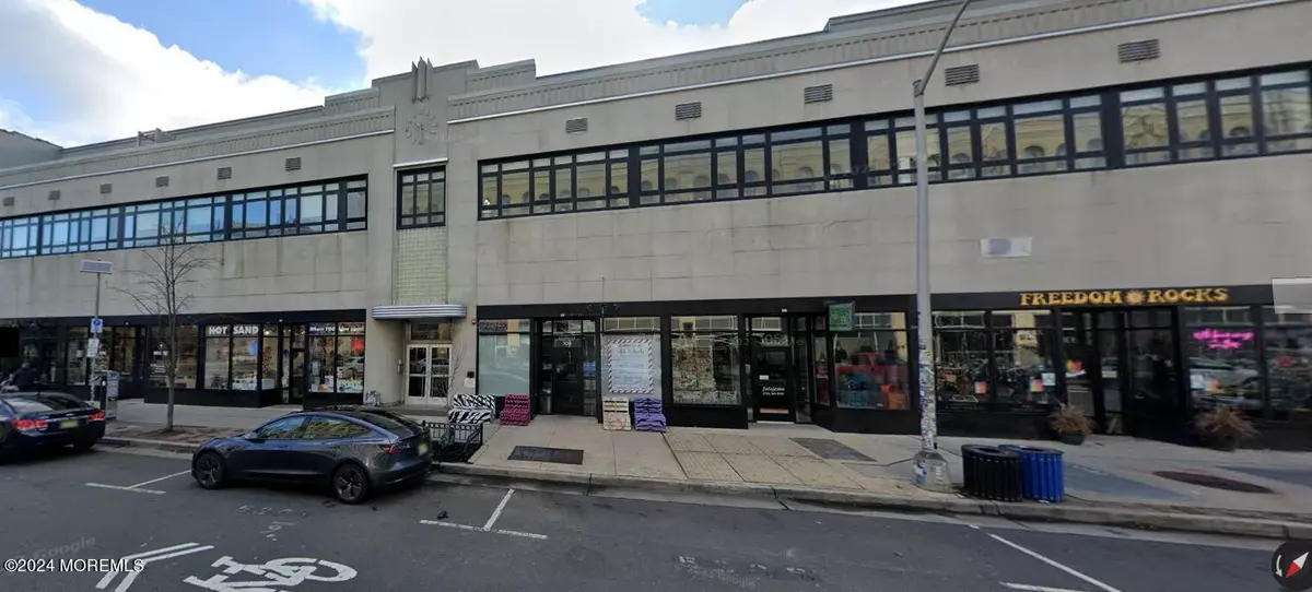 Asbury Park, NJ 07712,550 Cookman Avenue #221