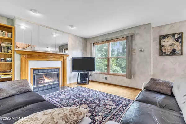 Matawan, NJ 07747,9 Brinley Drive