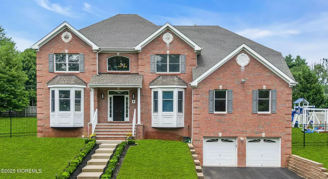 4 Tranquil Court, Freehold, NJ 07728