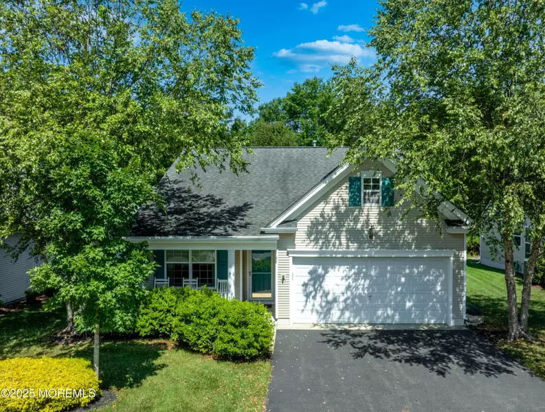57 Chesterfield Drive, Jackson, NJ 08527