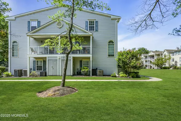 Hamilton, NJ 08619,89 Chambord Court