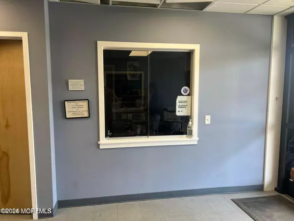 Toms River, NJ 08755,9 Hospital Drive #B4