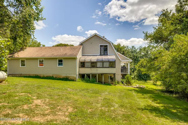 Chesterfield, NJ 08515,36 White Pine Road