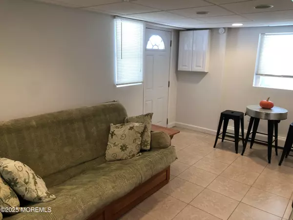 Seaside Park, NJ 08752,30 N Street