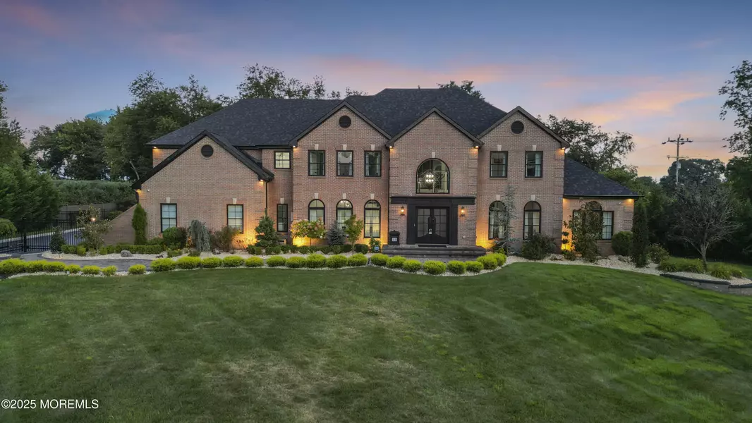 20 Fountayne Lane, Manalapan, NJ 07726