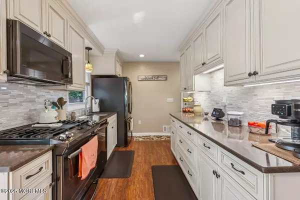 Middlesex, NJ 08846,224 1st Street