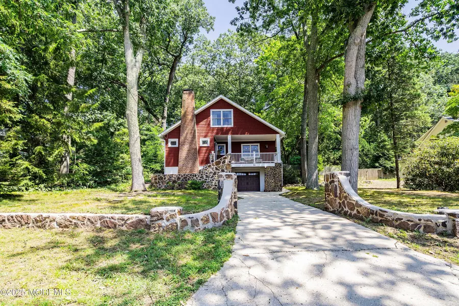 26 Mountainside Avenue, Atlantic Highlands, NJ 07716
