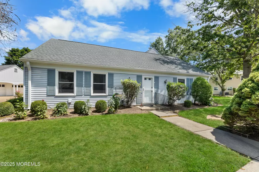 394 Orrington Lane #C, Monroe, NJ 08831