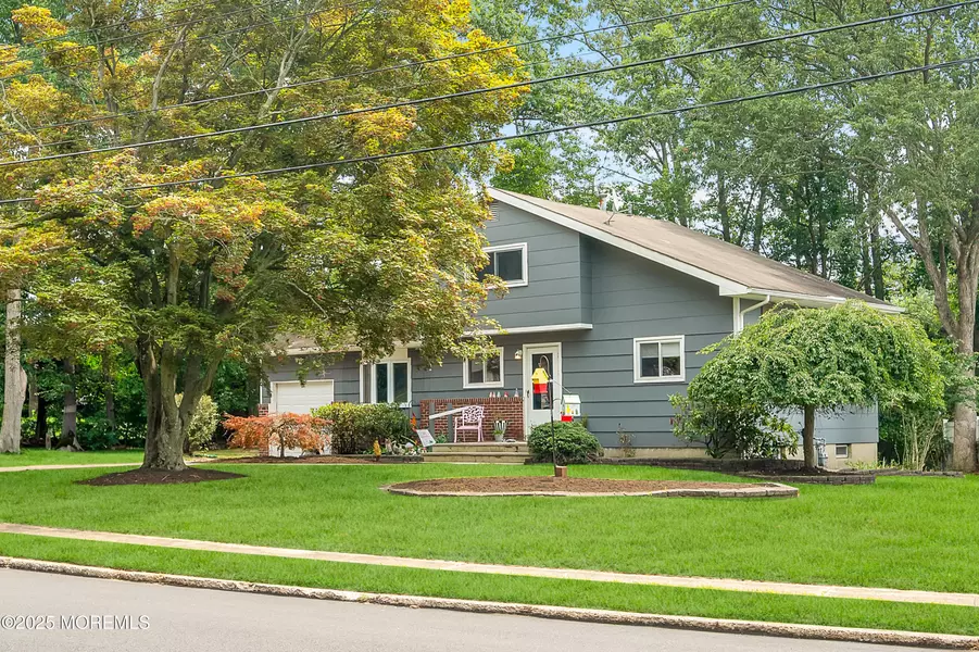 12 Harley Road, Toms River, NJ 08755