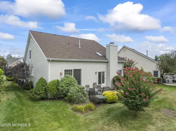 Monroe, NJ 08831,33 Leeds Lane