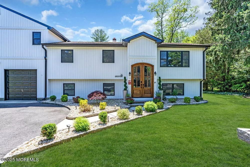 Monroe, NJ 08831,24 Bentley Road