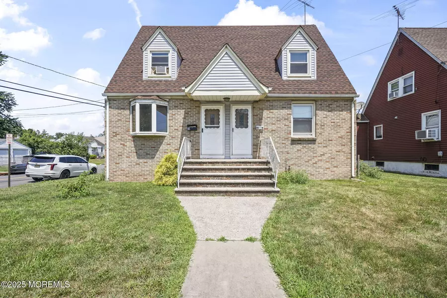 40 Avenel Street, Avenel, NJ 07001