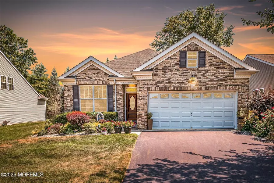 22 Silver Charm Road, Englishtown, NJ 07726