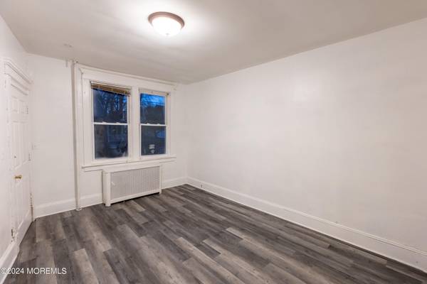 110 Rector Street #1, Perth Amboy, NJ 08862