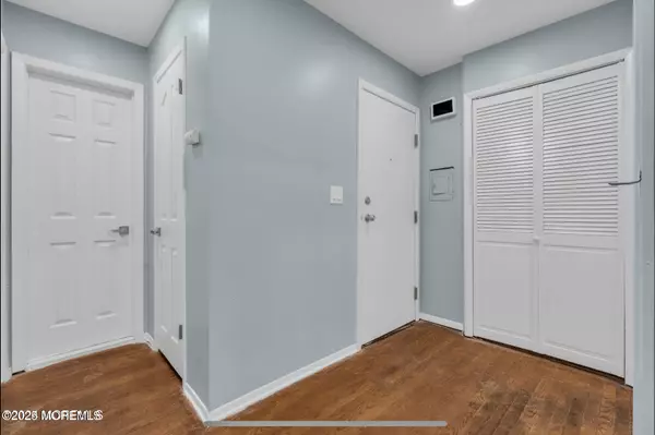 Long Branch, NJ 07740,364 Westwood Avenue #79