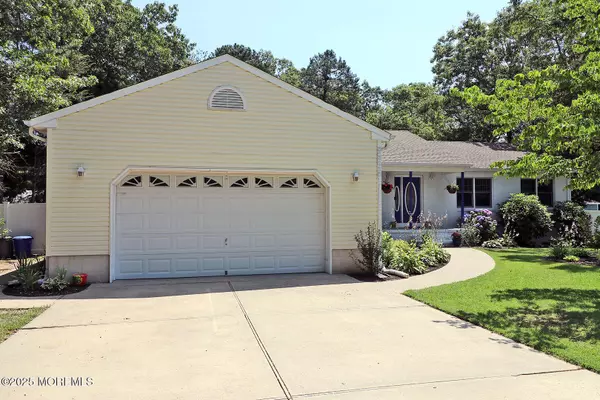 Forked River, NJ 08731,333 Eleanor Road