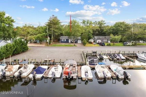 Waretown, NJ 08758,98 Marine Road