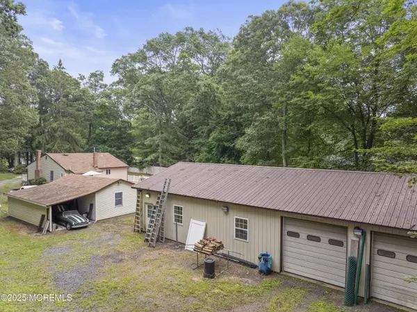 Farmingdale, NJ 07727,342 Colts Neck Road