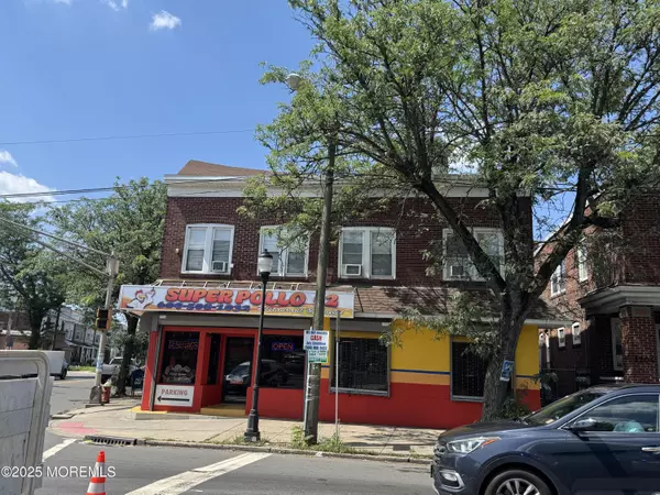 Trenton, NJ 08629,12001208 Hamilton Avenue
