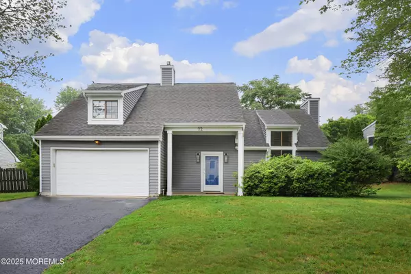 22 Palomino Place, Tinton Falls, NJ 07701